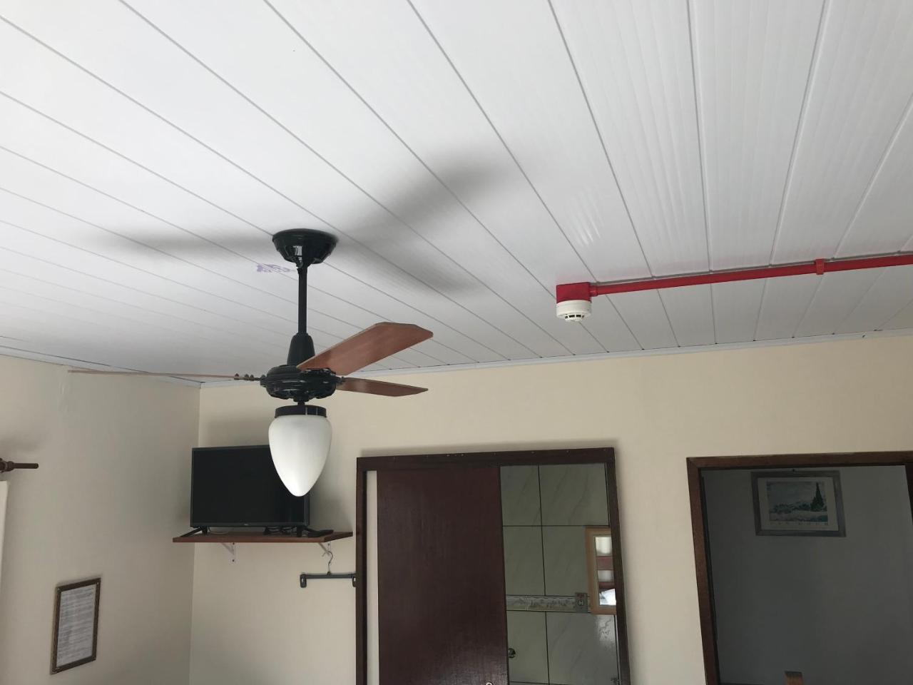 Pousada Da Bila Guarda do Embaú Esterno foto